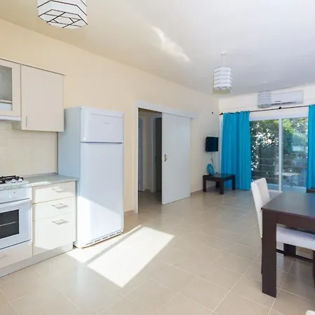 Spacious Sanctuary Cove B5 Duplex With Sea View In Kyrenia Girne Lejlighed *