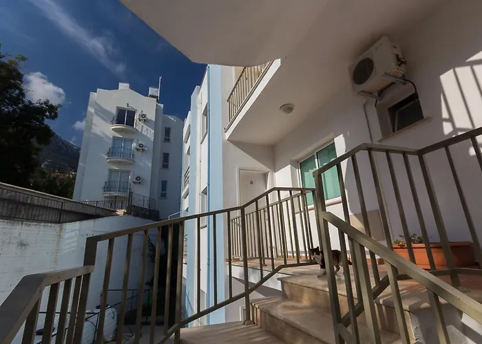 Special Class Sanctuary Cove B5 Suite 公寓