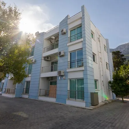 Spacious Sanctuary Cove B5 Duplex With Sea View In Kyrenia Girne 니코시아